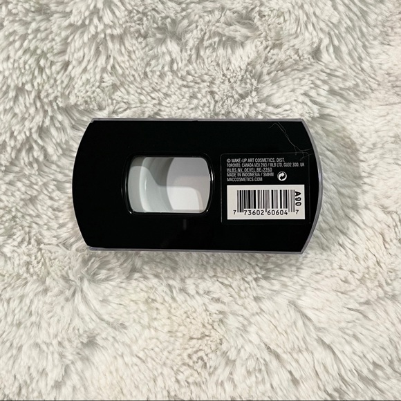 ✨🆕💞MAC COSMETICS MAC LASH 86 OPPORTUNIST LASH💞 - Picture 6 of 6